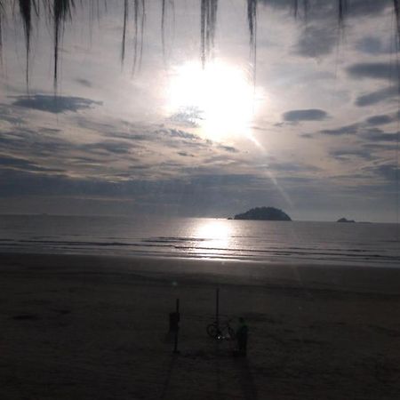 Suites Pe Na Areia Peruibe Luaran gambar